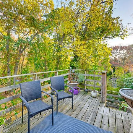 Cozy Dix Hills Apt With Deck About 7 Mi To Beach! Εξωτερικό φωτογραφία